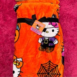 Hello Kitty Orange Halloween Blanket